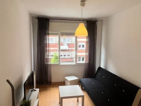 Flat / apartment in Calle Fuertes Acevedo, Buenavista, Oviedo in Buenavista · Oviedo