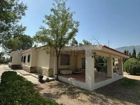 Chalet en Pinaret in Muro de Alcoy · Muro de Alcoy