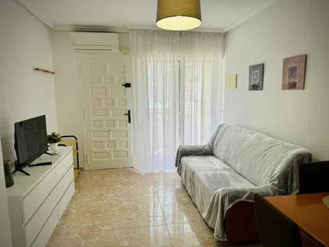 Flat / apartment in Calle Manuel Galián, Avenida Habaneras - Curva de Palangre, Torrevieja in Avenida Habaneras - Curva de Palangre · Torrevieja